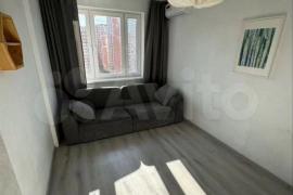 1-к. квартира, 35 м², 13/24 эт.