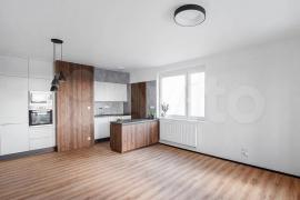 Квартира-студия, 32,9 м², 8/19 эт.