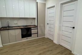 2-к. квартира, 47 м², 10/17 эт.