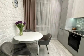 2-к. квартира, 58 м², 9/17 эт.