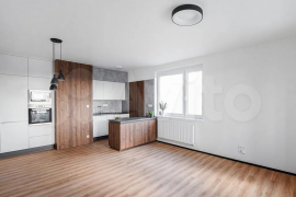 Квартира-студия, 32,9 м², 8/19 эт.